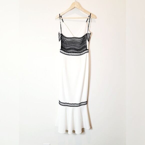 StyleStalker White Crochet Lace Midi Dress Size Small - Picture 6 of 11